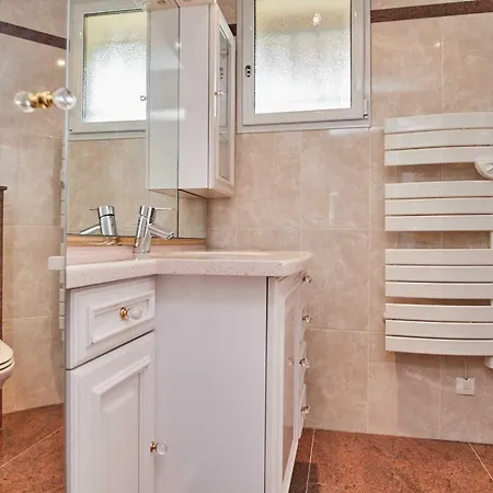 Villa A C With Pool & Jacuzzi 3br 6p - Vallauris